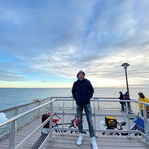 Meet your Posher, Juan